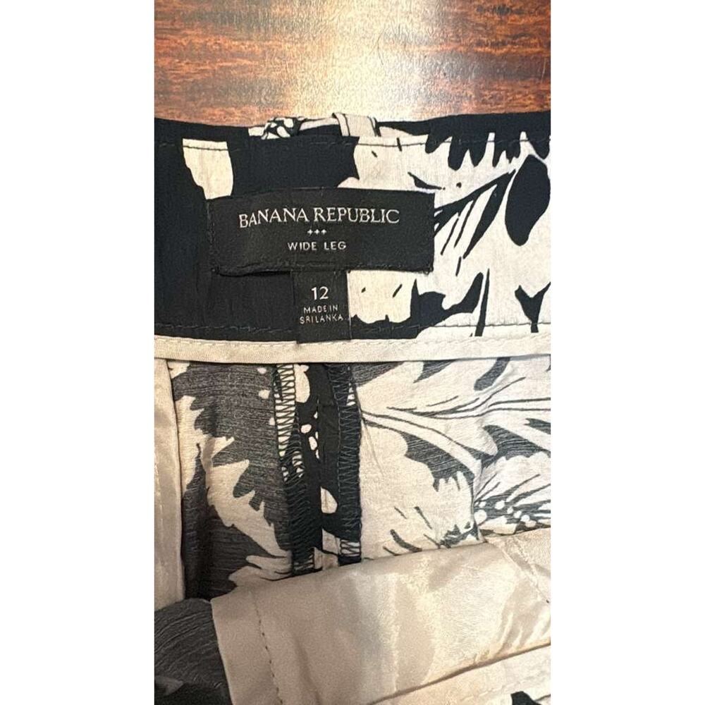 Banana Republic Wide Leg Pants Black Floral Print Size 12 - Picture 5 of 7